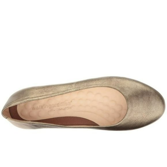 Walking Cradles Bronwyn Slip-on Flats - Picture 4 of 6